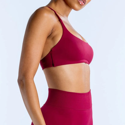 Dynamic Twist Back Bra High Support Sports Top Women